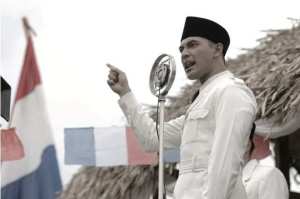 Adegan dalam film Soekarno. (Sumber: kofindo.blogdetik.com)